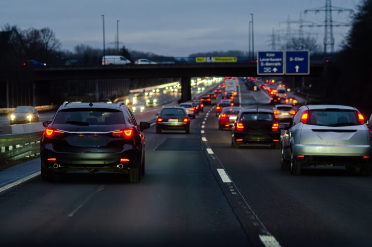 Night,Traffic,On,Germany,Autobahn